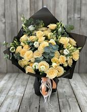 Букет цветов из:  Розы и Лизиантусы #REPLACE_PRED# Нестеровской