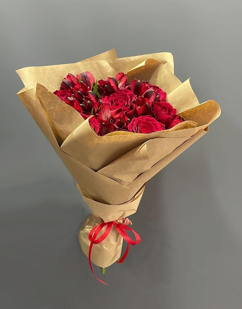 Букет цветов из: Альстромерии и Розы в Нестеровской