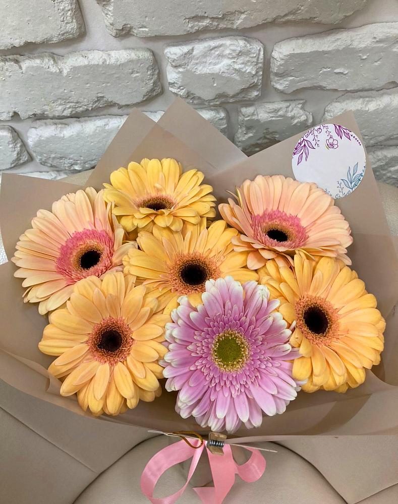 Букет цветов из: Герберы в Нестеровской