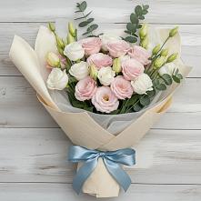 Букет цветов из:  Лизиантусы в Нестеровской