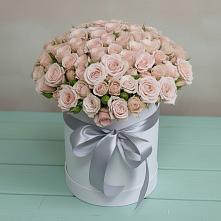 Цветочная композиция из Розы в шляпной коробке в Нестеровской