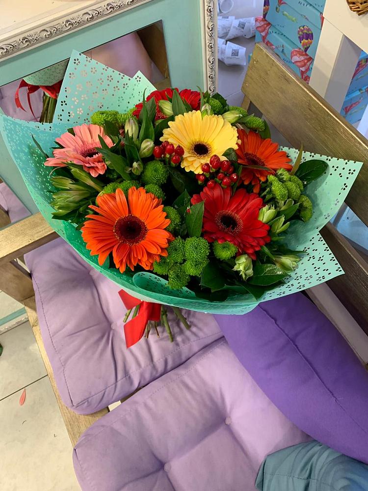 Букет цветов из: Герберы, Хризантемы и Альстромерии в Нестеровской