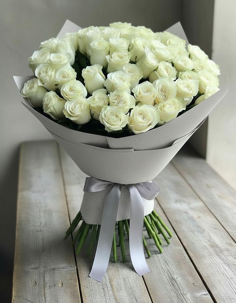 Букет 35 Белых роз в Нестеровской