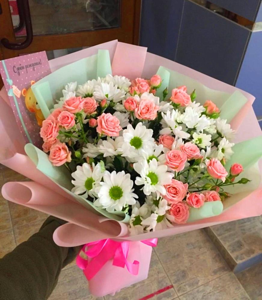 Букет цветов из: Розы и Хризантемы в Нестеровской