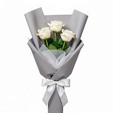 Букет 3 белые розы в Нестеровской