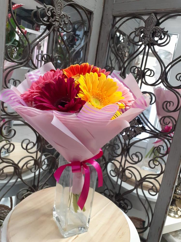 Букет цветов из: Герберы в Нестеровской