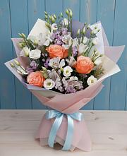 Букет цветов из:  Лизиантусы, Розы, Альстромерии и Гипсофила в Нестеровской