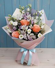 Букет цветов из:  Лизиантусы, Розы, Альстромерии и Гипсофила в Нестеровской