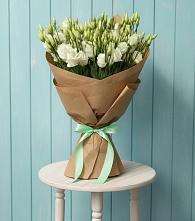 Букет цветов из:  Лизиантусы в Нестеровской