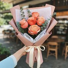 Букет цветов из:  Розы в Нестеровской