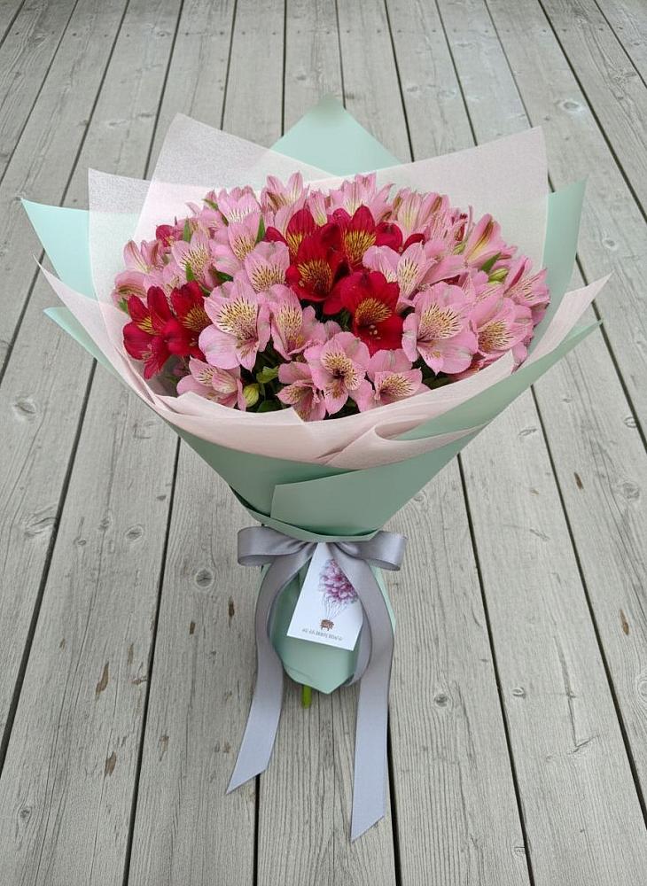 Букет цветов из: Альстромерии в Нестеровской