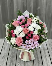 Букет цветов из:  Альстромерии, Гвоздики, Розы и Хризантемы в Нестеровской