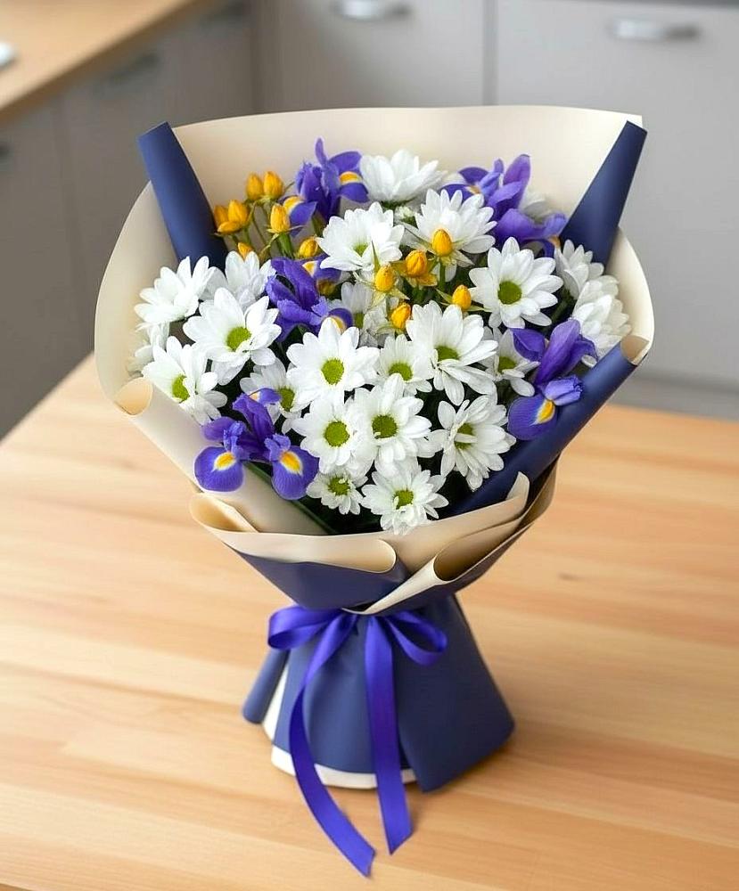 Букет цветов из: Розы, Ирисы и Хризантемы в Нестеровской