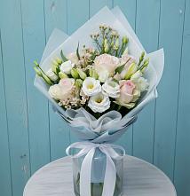 Букет цветов из:  Розы и Лизиантусы в Нестеровской