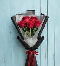 Букет цветов из:  Розы в Нестеровской