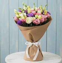 Букет цветов из:  Лизиантусы в Нестеровской