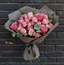 Букет цветов из:  Розы в Нестеровской