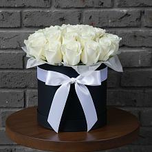 Цветочная композиция из Розы в шляпной коробке в Нестеровской